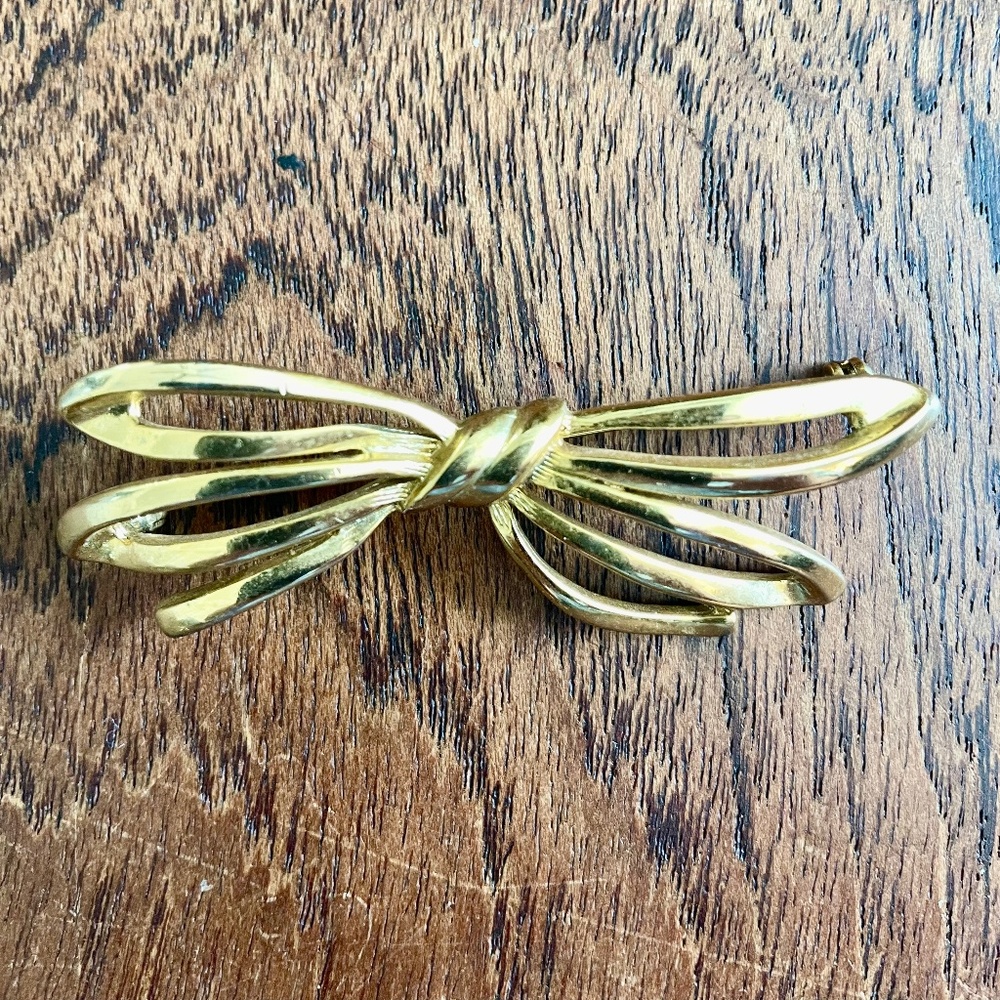 Vintage Gold-toned Bow Brooch